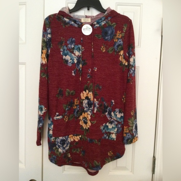 NWT Women’s Large Pretty Floral Pullover Hoodie with Kangaroo Pocket - Picture 1 of 3